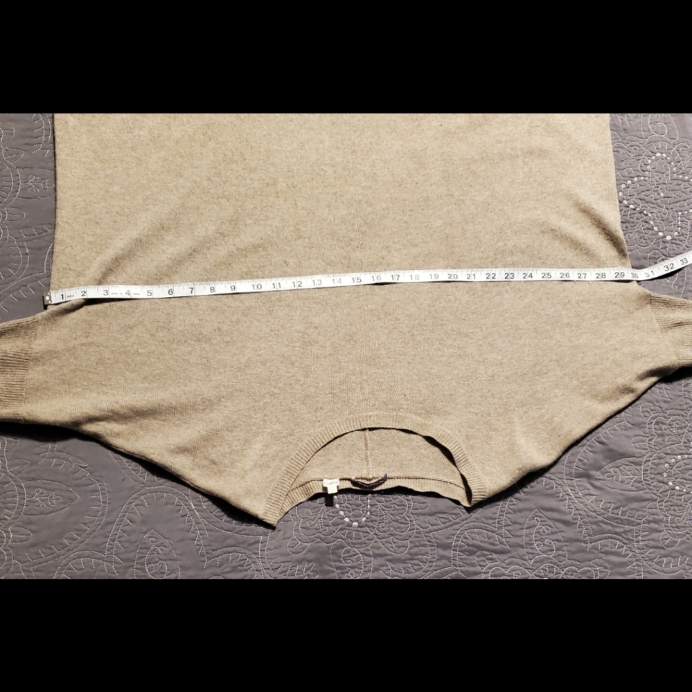 Acrobat beige sweater - Picture 7 of 8